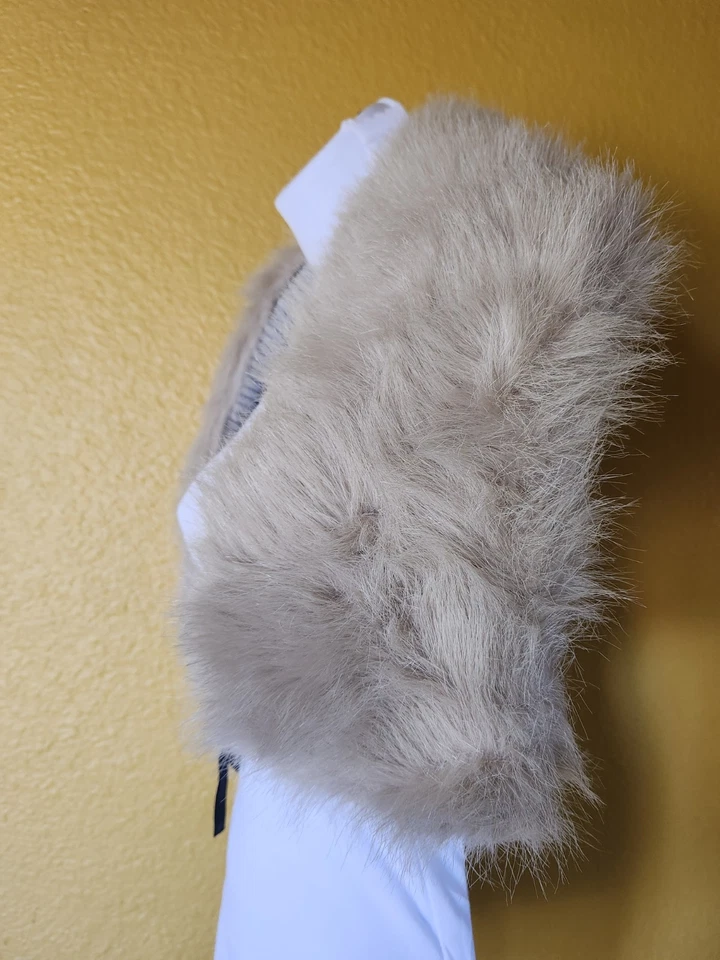 Banana Republic Beige Faux Fur Knit Shrug Wrap Shawl Collar One Size - Image 2 of 4