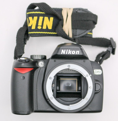 Nikon D60 10.2MP Digital SLR Camera Body   Tested Working   Excellent Condition