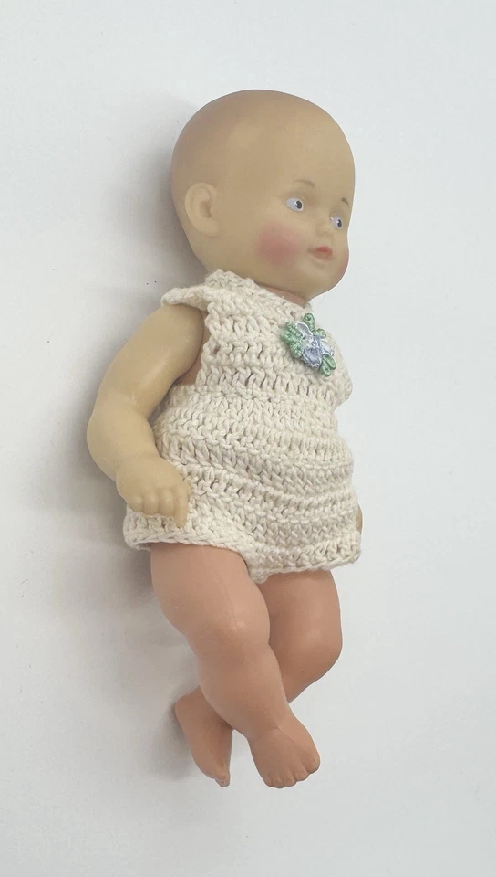 "Muñeca bebé vintage Schildkrot 6"" vinilo plástico duro bordado conjunto tortuga" Foto 2 de 4