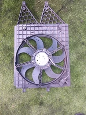 VOLKSWAGEN POLO RADIATOR COOLING FAN  #15H13