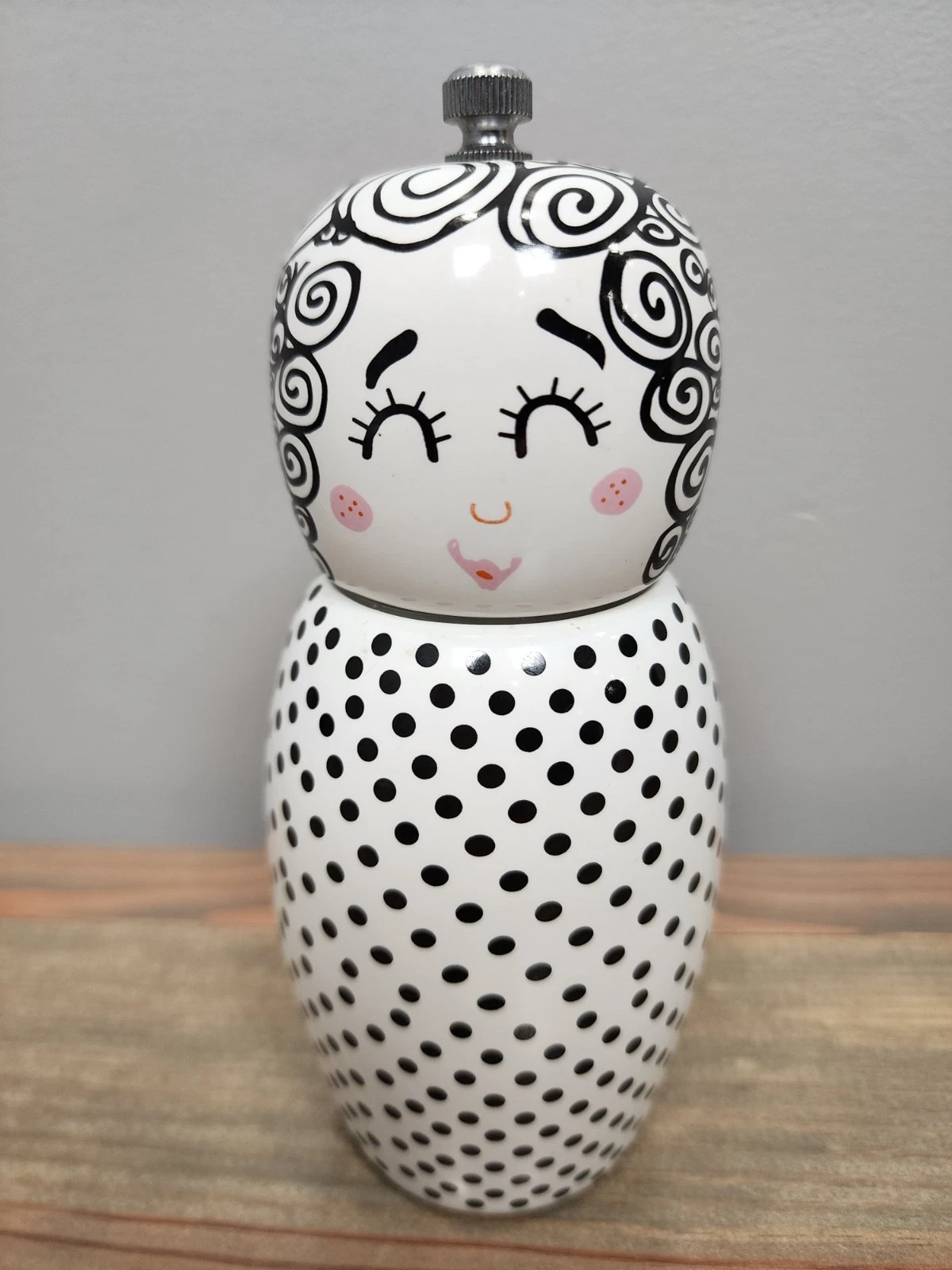 Art Hand Painted Cera Woman Pepper Mill Grinder