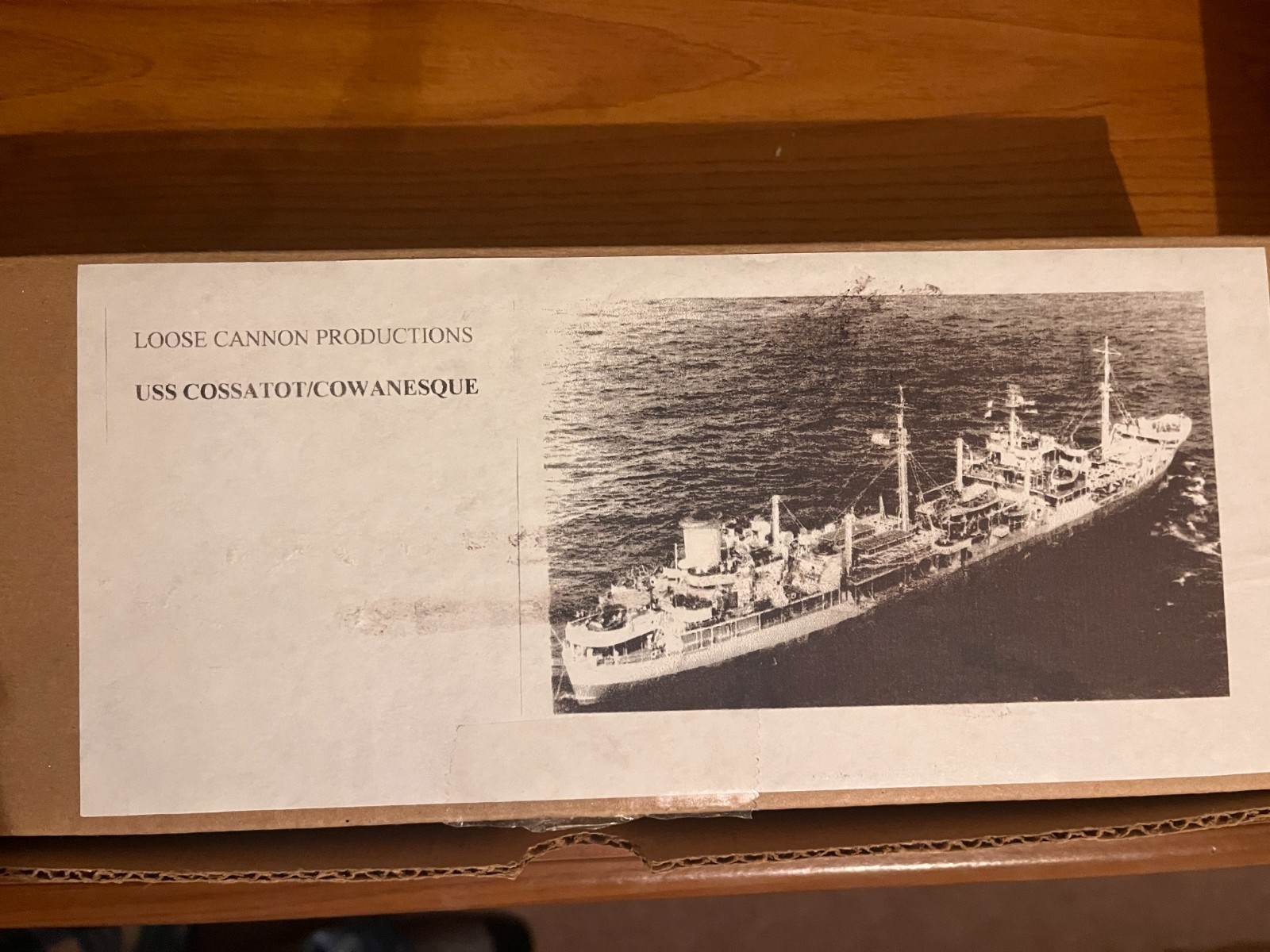 LOOSE CANNON MODELS - USS Cossatot/Cowanesque - 1/700 scale kit