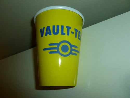 E3 2018 Expo Fallout 76 Vault Tec small Cup Bethesda promo yellow - product listing photo