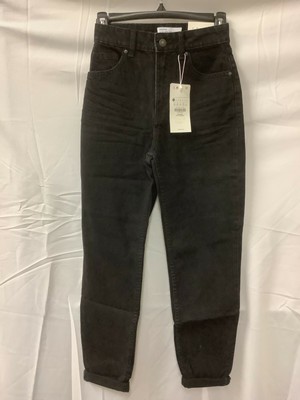 Bershka Women Black Olivia Denim Tapered Leg High Rise The Mom Jeans Size  00 24352800323 | eBay