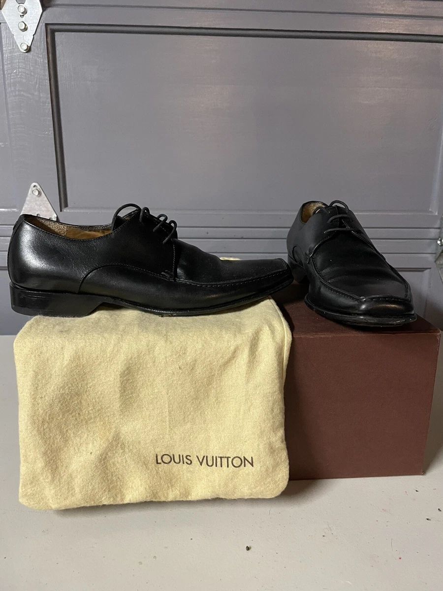 Louis Vuitton Men Dress shoes