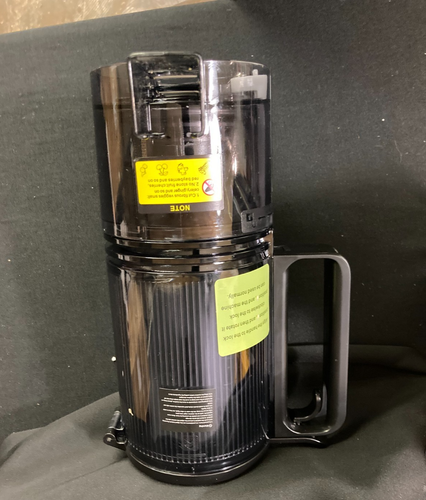 Canoly JE-60 Silver/Black 350W DC Motor Corded Electric Masticating Juicer - Picture 4 of 18