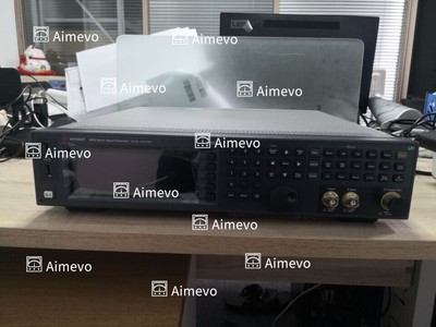 AGILENT/Keysight N5182B 6GHz Signal Generator w/1EQ,1ER,320,UNV, 1EA,UNT,UNW,UNZ