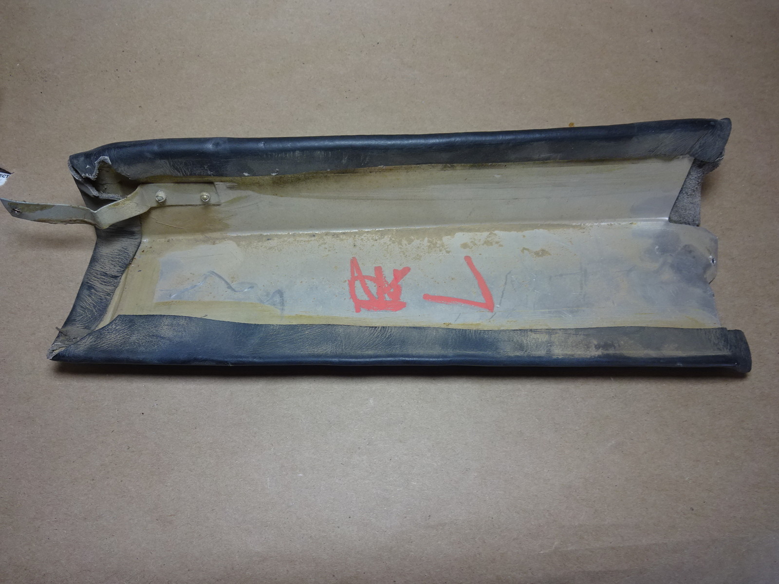 Ferrari 512 TR Testarossa - LH Left Rear Fender Cover Trim # 61551700