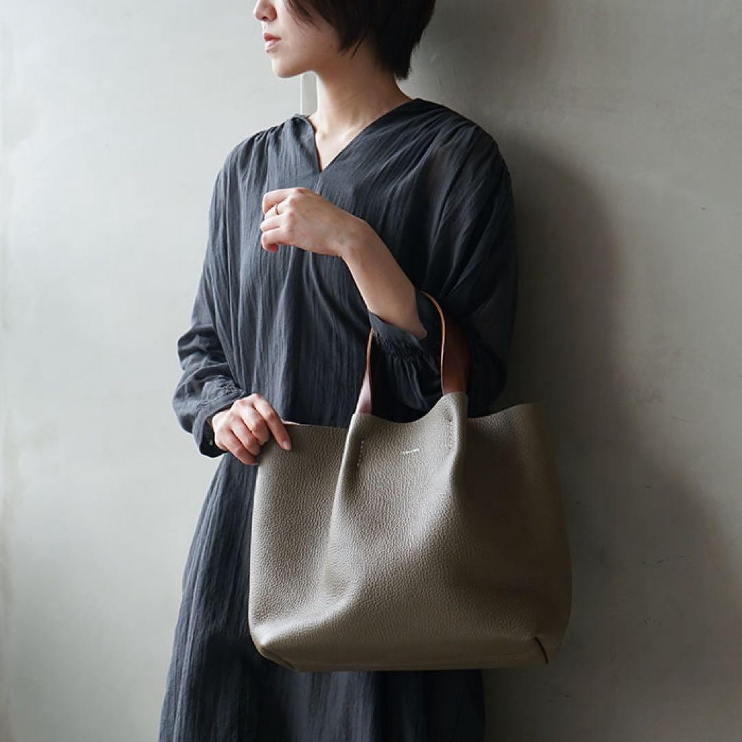Hender Scheme Piano Bag Medium Taupe Leather Tote Women