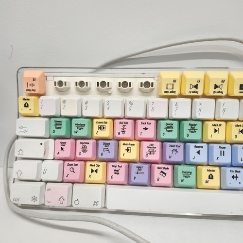 Apple Mac A1048 BPS Logic Colored Final Cut Pro Video Editing Keyboard 2003 - Picture 3 of 10