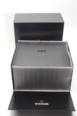 Tudor Black Bay Box für Uhr