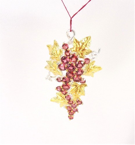 Scrumptious Grape Cluster Garnet 2 Tone 14K Sterling Articulated Pendant 24" - Picture 8 of 21