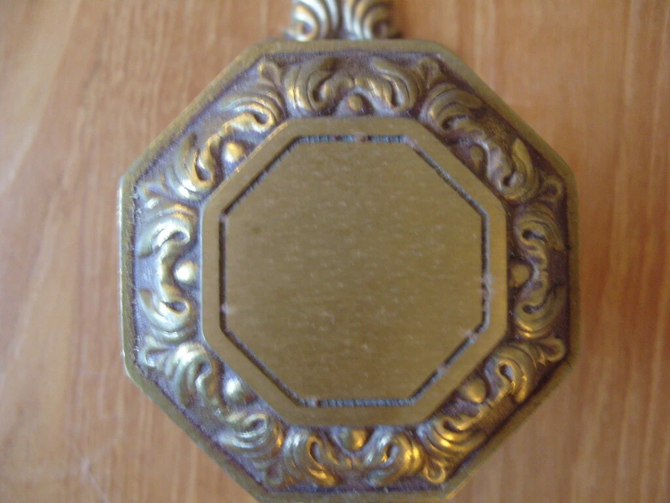 LOT DE 4 ANCIENNES PATÈRES EN BRONZE ANCIENNE PATÈRE - Photo 4/4