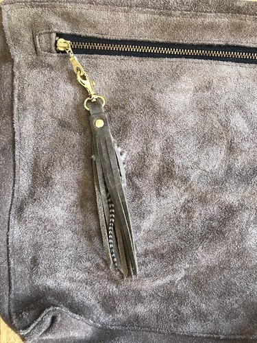 NEW Peachie Handmades Crossbody Bag Purse Handbag Gray With Mint Flower Detail - Picture 3 of 6