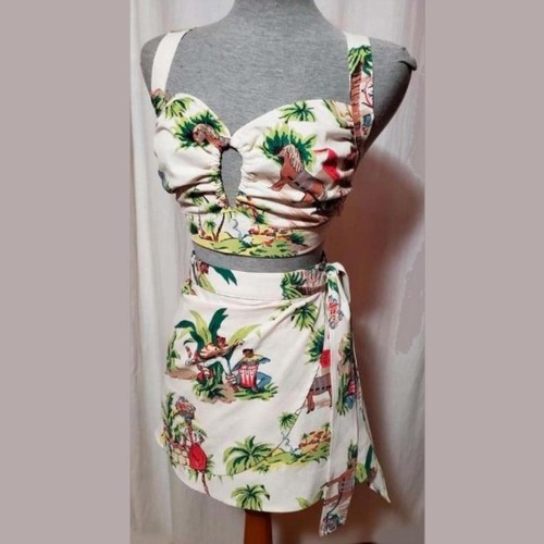 40's Pattern: Bathing Suit / Coat Sarong & Halter Neck Bra - Bust=30" (76.2 cm) - Picture 3 of 6