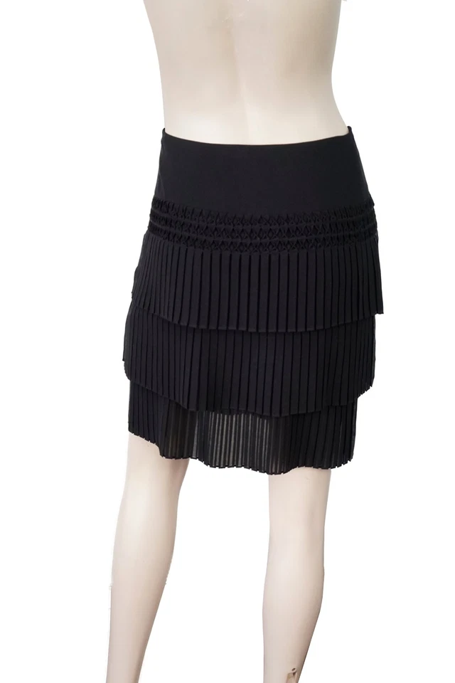 Minifalda CATHERINE MALANDRINO talla 0 plisada negra seda con volantes en capas Foto 4 de 4