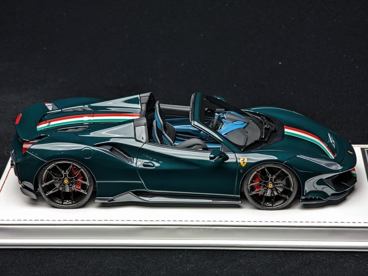 Ferrari 488 Pista Spider NOVITEC (Dark Green) [Davis