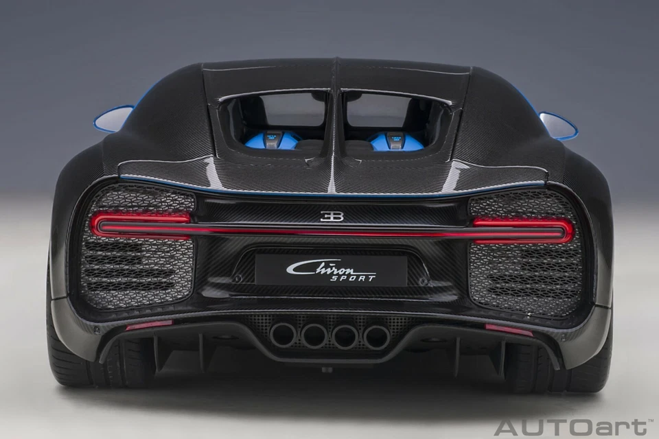 70997 AUTOart 1:18 Bugatti Chiron Sports 2019 French blue / carbon black - Image 4 of 4