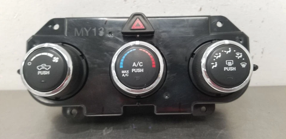17 DODGE RAM 3500 TEMPERATURE AC HEAT CLIMATE CONTROL 68268189AA - Image 2 of 4