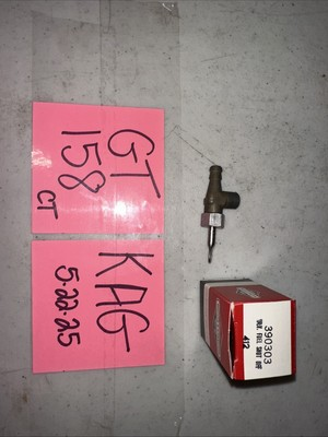 #ad Genuine OEM Briggs amp; Stratton 390303 Fuel Shut Off Valve NOS $9.00