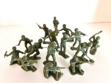 MARX BATTLEGROUND GIs and MARINES-LOT of 15 i...