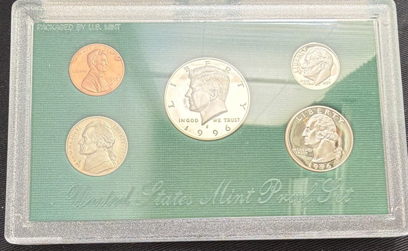 1996 U.S. Mint Proof Coin Set with COA