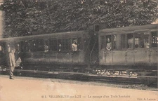 47 - VILLENEUVE SUR LOT - le passage d'un train sanitaire - 98317