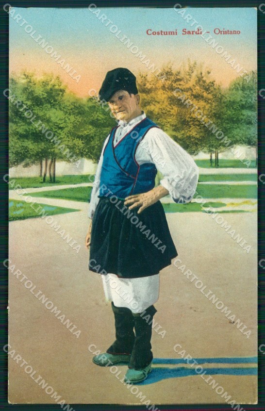 Oristano città Costumi cartolina MT1874