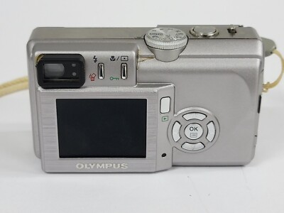 Olympus Camedia C-60 Zoom 6.1MP Digital Camera Silver