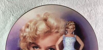 DAZZLING DREAMGIRL Plate Reflections of Marilyn Monroe #8