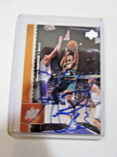 SIGNED AUTOGRAPHED 1996-97 UPPER DECK HERSEY HAWKINS SEATTLE SUPERSONICS #113