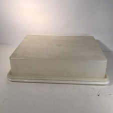 Vintage Tupperware Cake Keeper with Lid 622  623 No Handle
