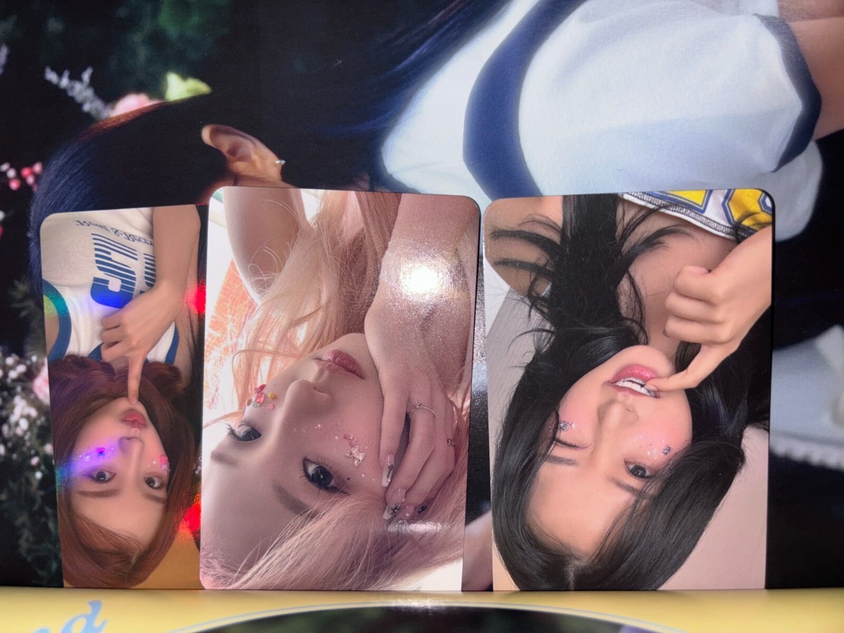 LOOSSEMBLE [One of a Kind] YEOJIN Autographed Signed Album Full