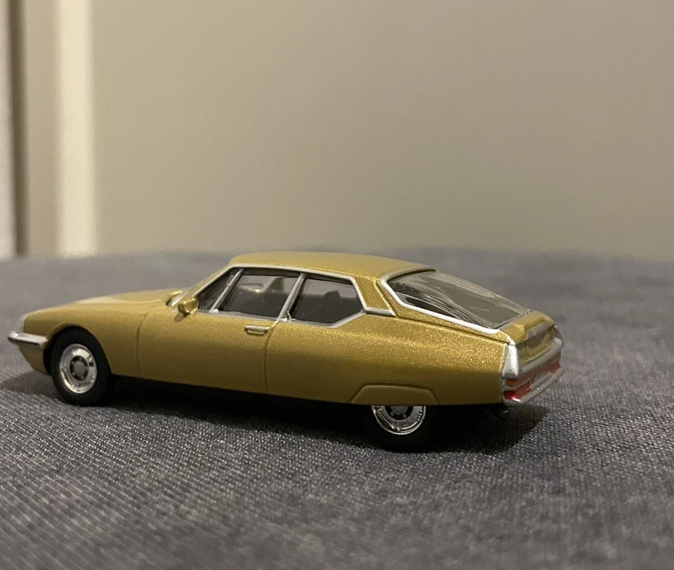Modellino Norev Citroen Sm Oro 1/64 3 inches 1:64 Metallo Nuova Senza Scatola - Immagine 4 di 4