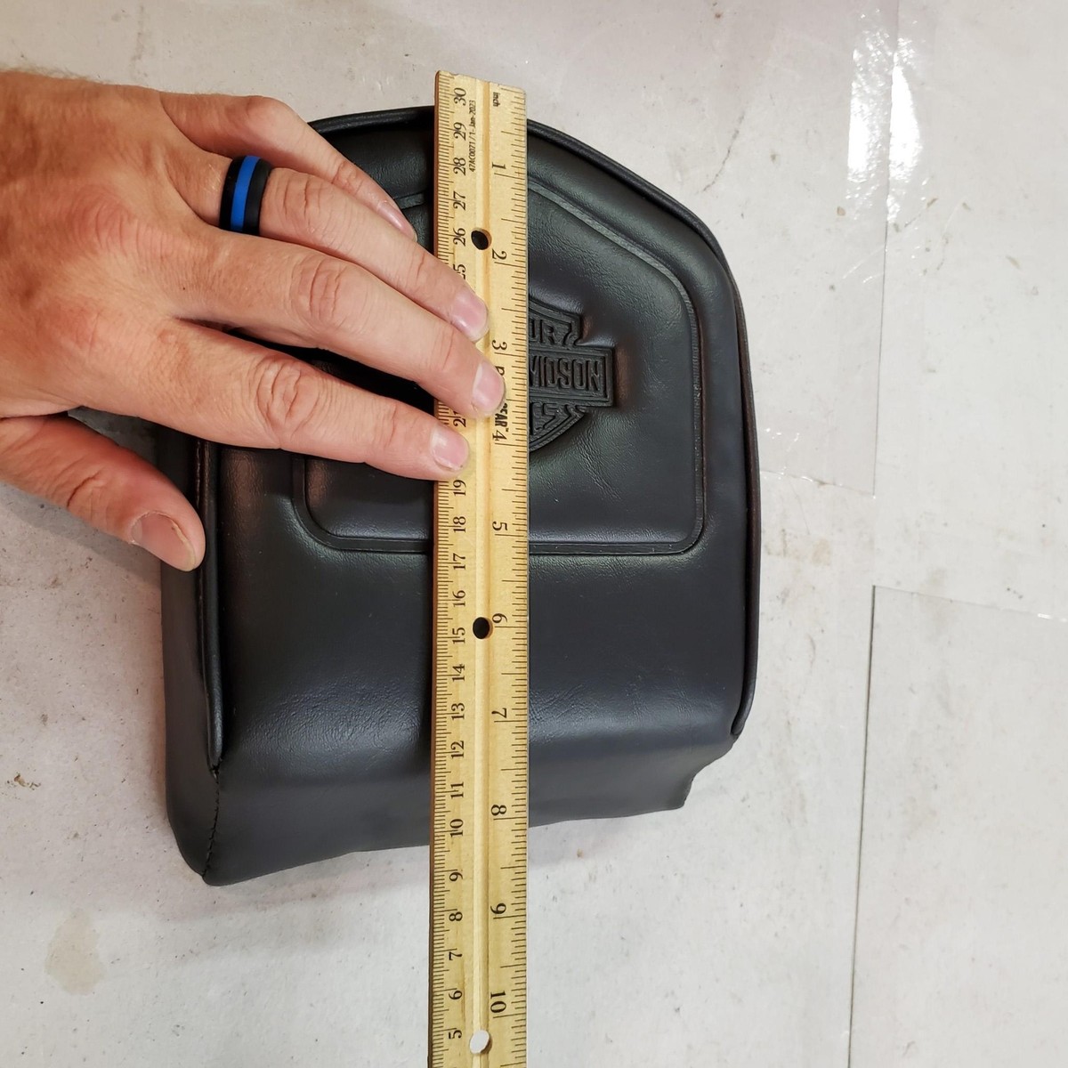NOS OEM Harley-Davidson Sissy Bar Pad – Fits Shovelhead & Ironhead FXSB Sturgis Low Rider (52491-80)