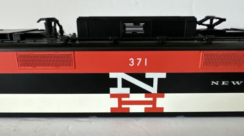 MTH New Haven O Gauge Diesel Locomotive #371 Light Functional Shell Only - Picture 11 of 20