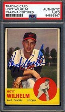 Hoyt Wilhelm PSA DNA Signed 1963 Topps Autograph