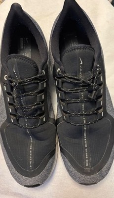 Nike Air Zoom Pegasus 35 Shield 'Black Cool Grey' Sneakers