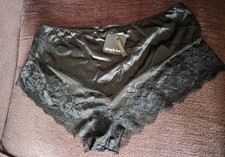 BNWT SIMPLY BE SAVANNA  BLACK BRIEFS SHORT STYLES  SIZE 24 BLACK EDGING 