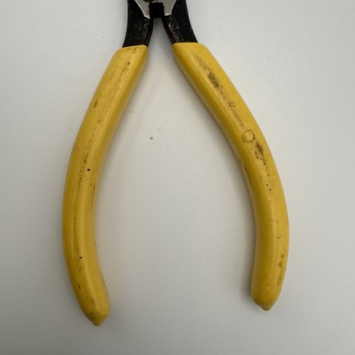 Klein 039 5.5 Long Yellow Grip Specialty Pliers USA - Picture 6 of 6