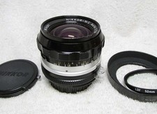 BEAUTIFUL Vintage NIKON Nikkor N.C Auto 24mm f/2.8 MF WIDE ANGLE Lens w/ HOOD