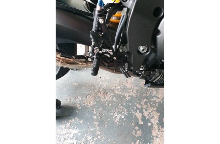 Commandes reculées réglables noires pour moto Yamaha FZ8 2010-2016 - 4
