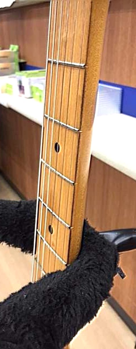 Fender Japan Stratocaster Guitar ST54-LS Black Lace Sensor Pickup