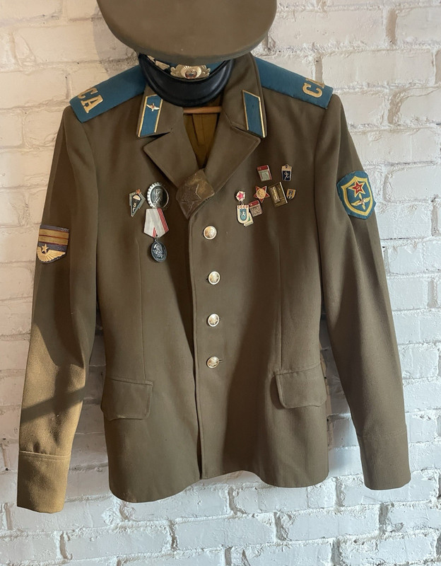 WW2/USSR Military Uniform Jacket, Blue-Band Visor Cap, Badges, Belt Buckle