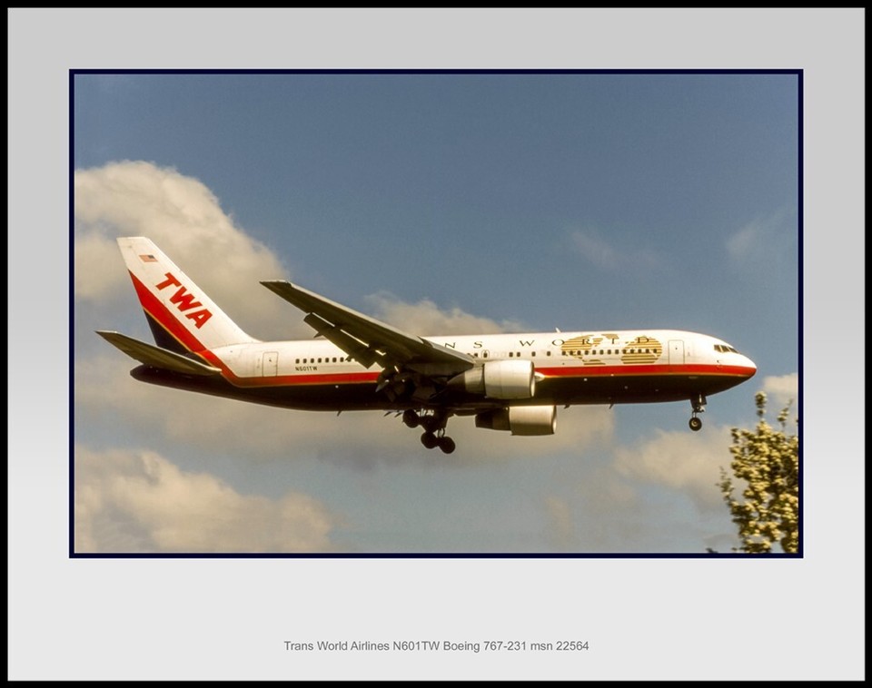 TWA Airlines Boeing 767-231 11