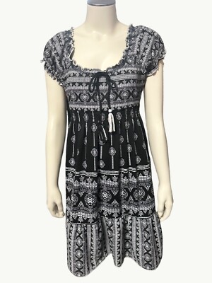 Almost Famous Black White Ruffle Sleeve Boho Dress Size Large Polyester Rayon