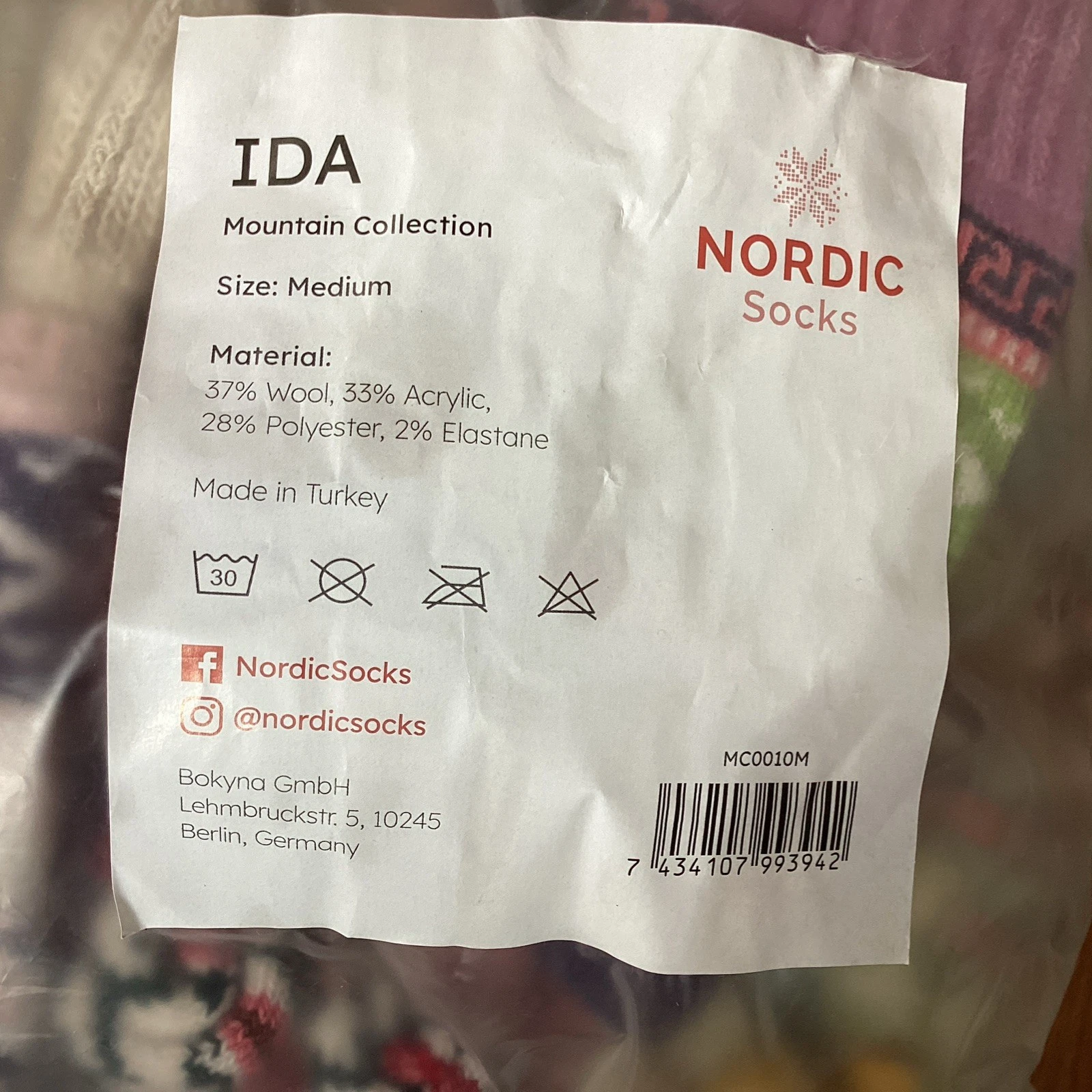 nordic socks womens 5 Pair Multicoloured Mountain Collection Medium NEW
Opens in a new window or tab