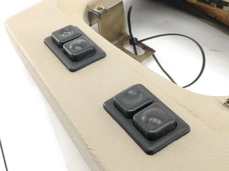 Bisel envolvente del panel de moldura de la consola central BMW 533i E28 se adapta a 82 83 84 85 86 87 88 Foto 4 de 4