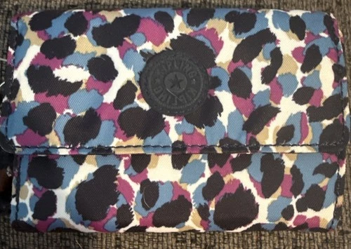 Kipling Bi-Fold Wallet CC Slots, Bills Comp. Zip Part w /3 Slot, NWT Gorilla