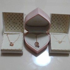 m13S Disney Mickey Necklace 3Piece Set Near Mint Condition Jewelry Accessories